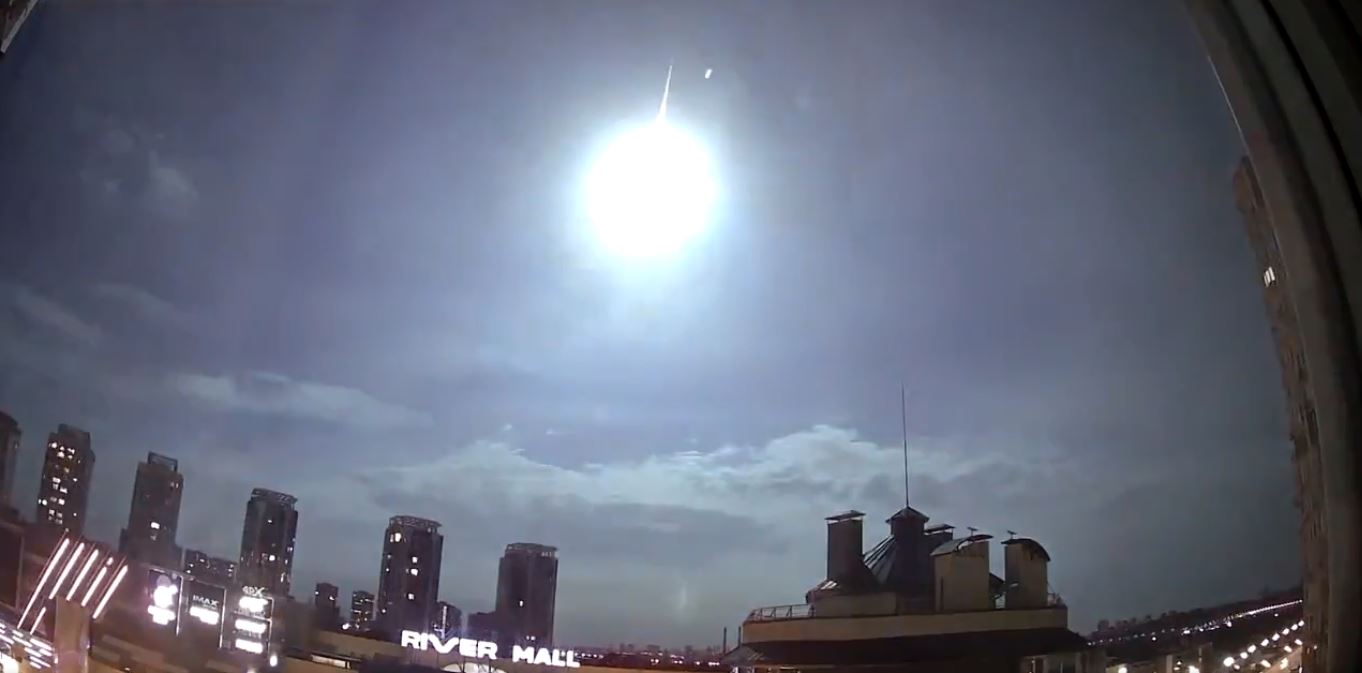 ukraine_fireball_april19