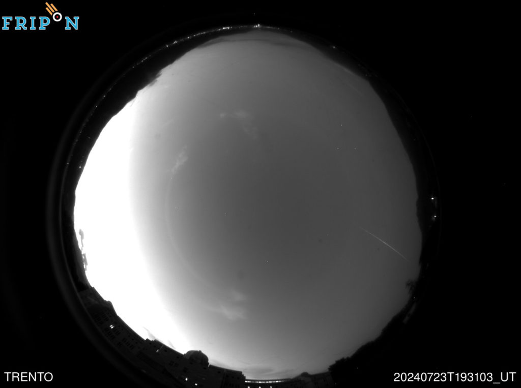 Figure 3- July 25th, 2024, 19h 31min UT fireball was recorded by 3 video stations of PRISMA network, from Trente, Rovereto and Novezzina. Credit: PRISMA